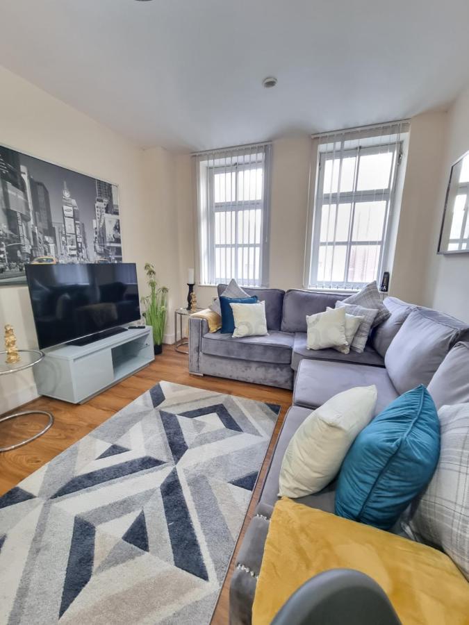 2 Bedroom - City Centre Location - Perfect For Family'S Bradford  Kültér fotó